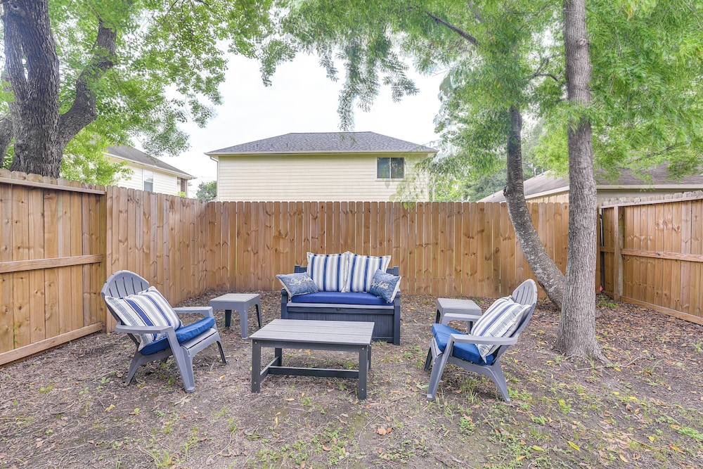 Townhome 3 Mi to Texas Med Ctr & Hermann Park