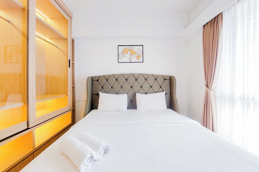 Nice And Homey Living 3Br At Sky House Bsd Apartment view 4