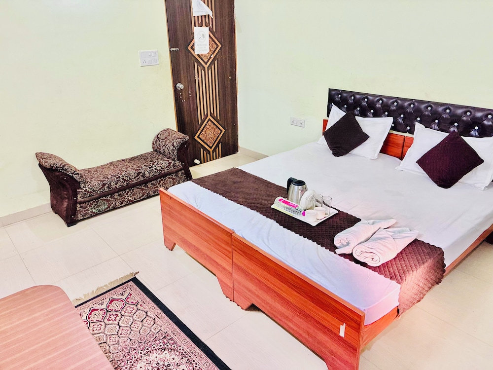 Shivanya guest house