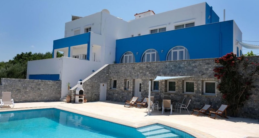 Stunning Villa Close to the sea