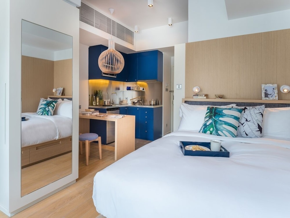 CHI Residences 138