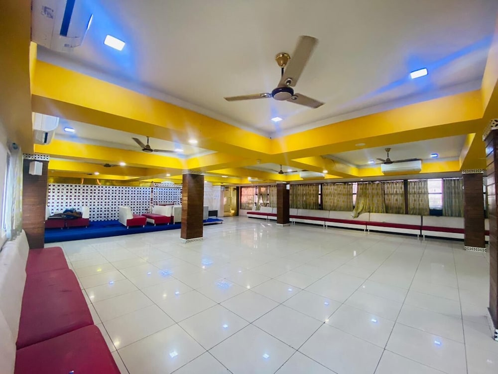 meeting & event spaces