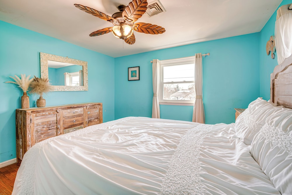 8 Blocks to Beach: Bbq-ready North Cape May Home!