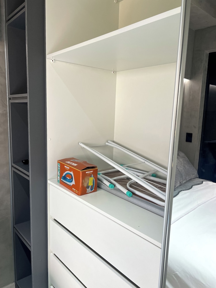 Studio Executivo 230m do metro Brooklin