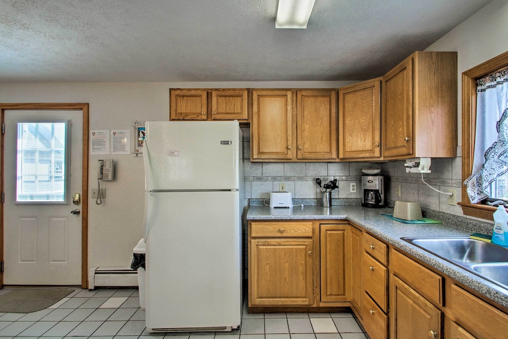 Apt in Old Orchard Beach - Walk to Bay + Pier
