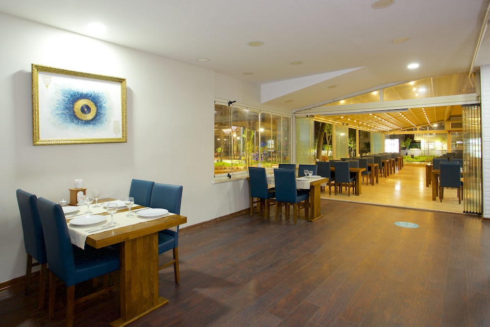 Villa Vanilla Hotel - Image 19