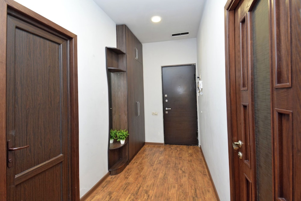 Apartment on Aram street