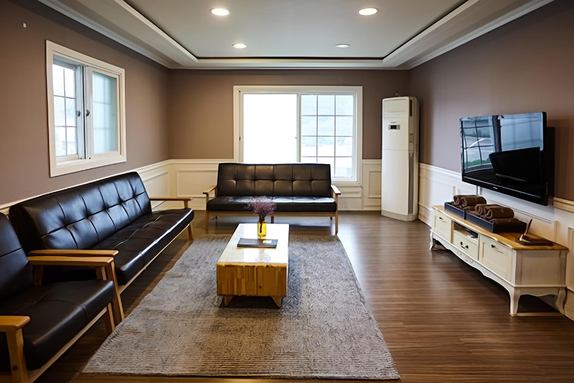 Cheongju Okhwayongsojelpyeong Pension