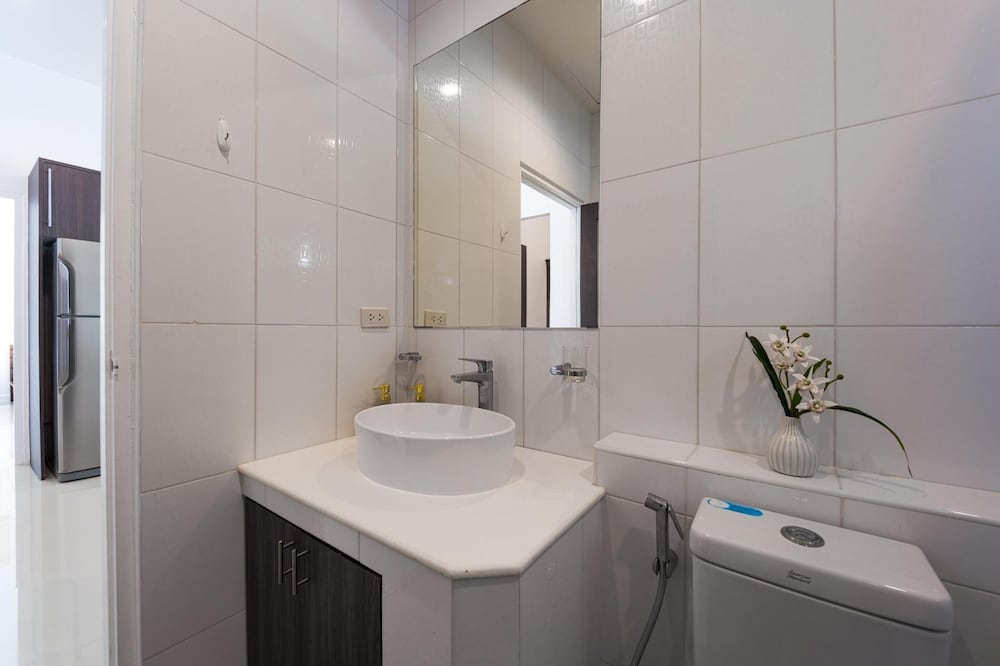 Modern Private 3 Bedroom Pool Villa GA1