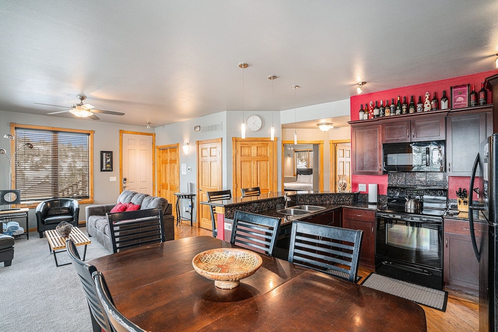 Estes Park Vacation Lodging