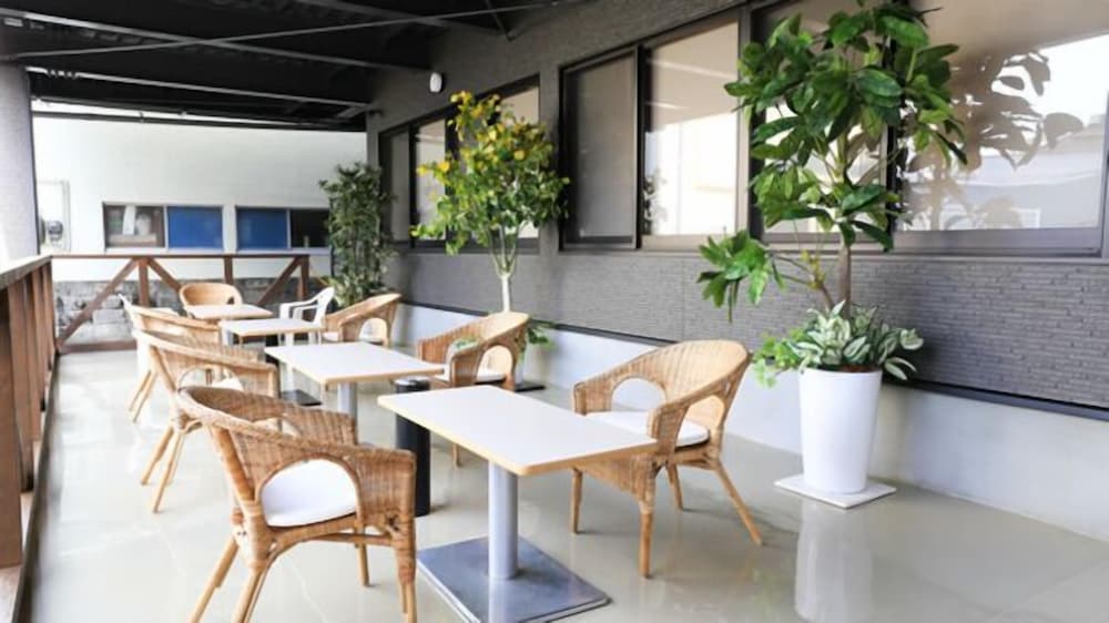 Guest House Rojiura - Hostel