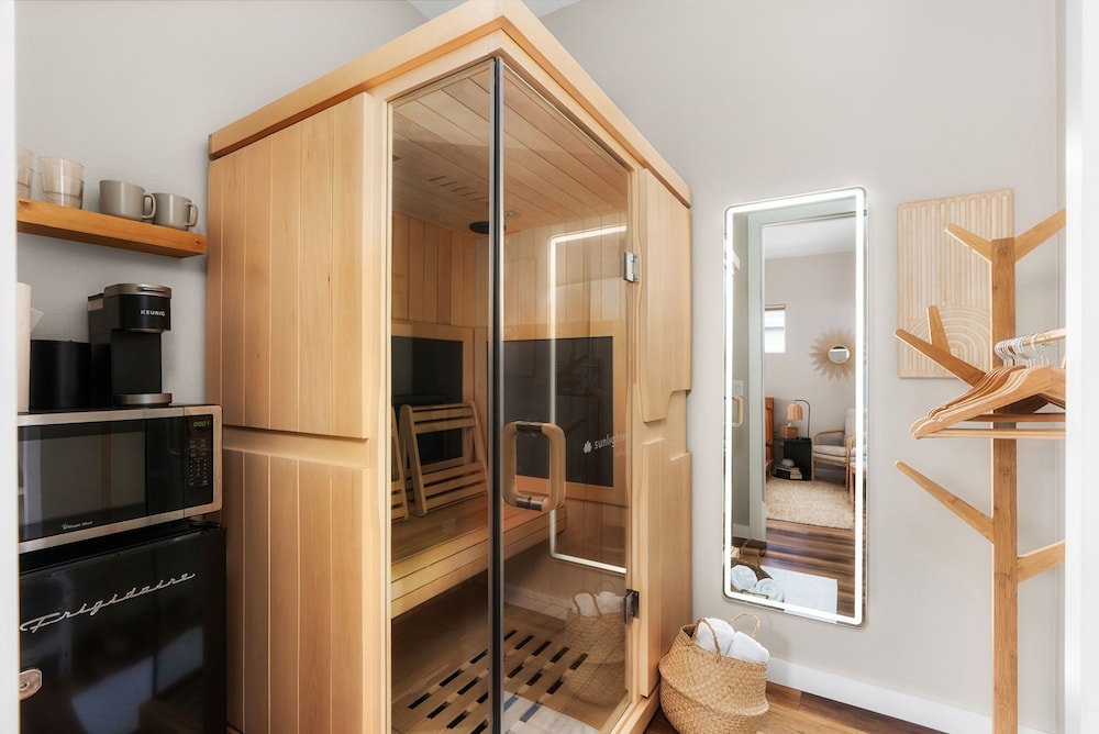 East Side Sanctuary Hot Tub Sauna