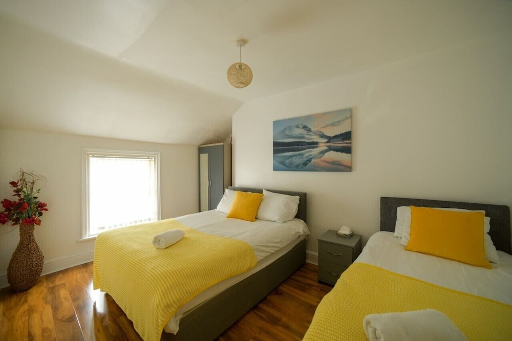 The Bells HOT TUB on Private Terrace Apartments view 2