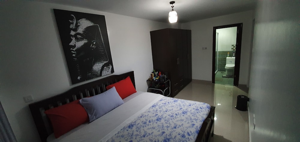 At Home With Ian view 3