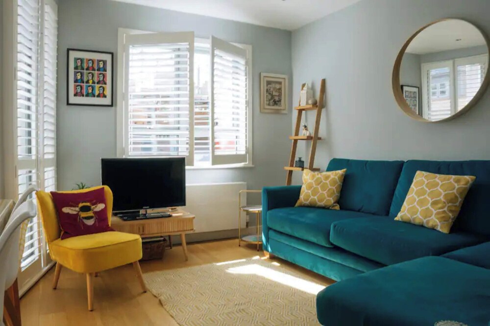 Beautiful & Modern 1BD Flat - Stockbridge view 4