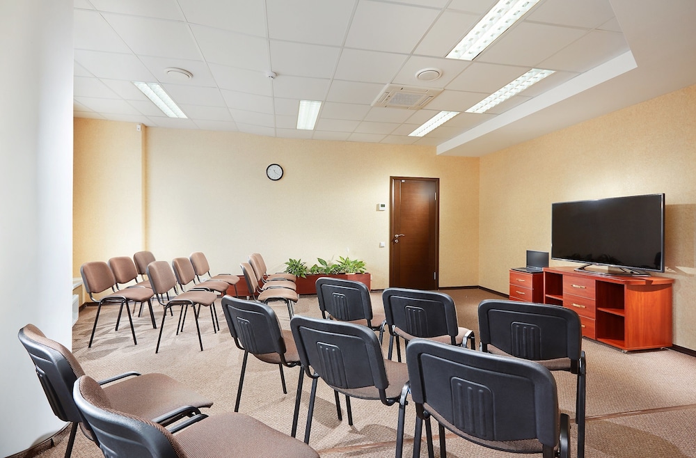 meeting & event spaces