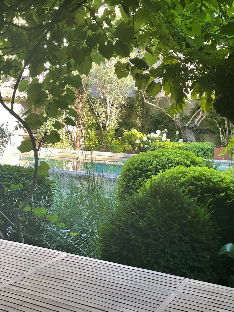 Villa Maillane 18th Century Residence Completely Renovated