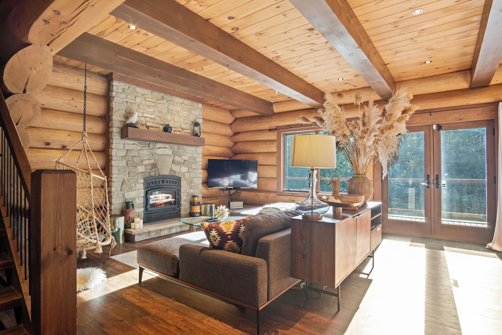 L Imprévu by Tremblant Platinum - Image 3