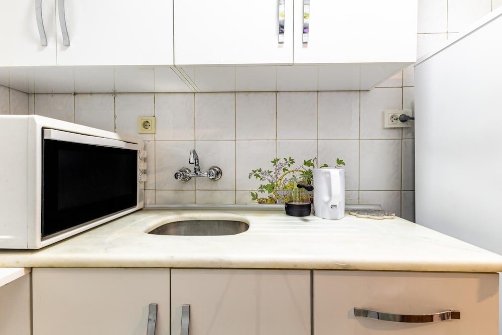 Convenient Flat 5 min to Akasya Mall Near Metro