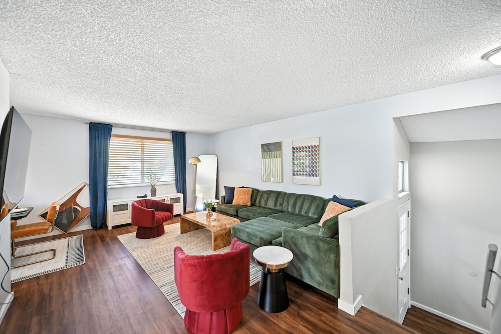 Family-friendly Arvada Getaway With Games Galore 4 Bedroom Home