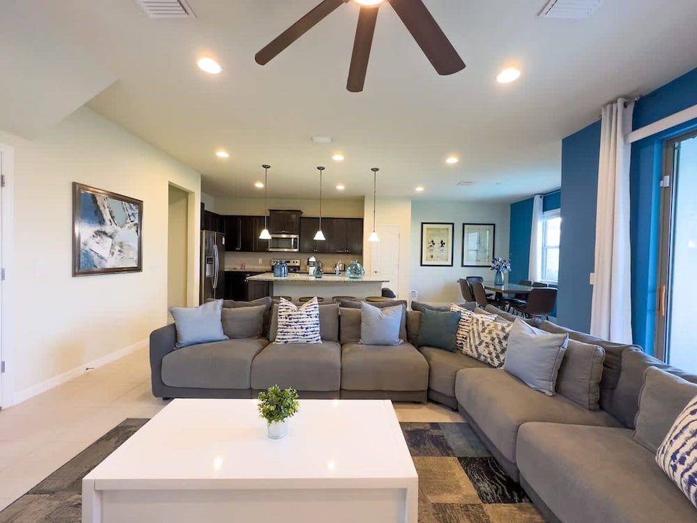 Villa Near Disney Themed Luxury 5Bd With Pool