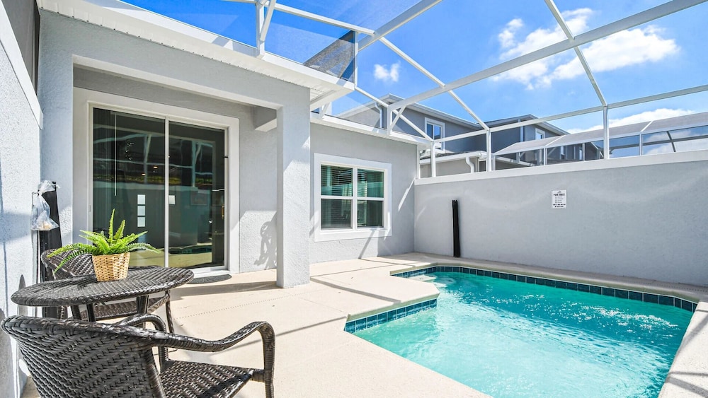1152 KS - Champions Bliss: 5-bed Marvel, Princess