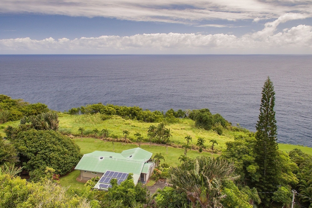 Maui Vacations - Hale Hamakua 3 Bedroom Home by RedAwning - Property Image 1