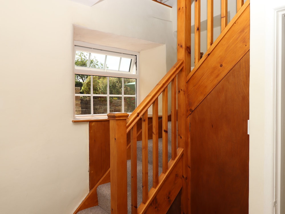 Waytown Cottage