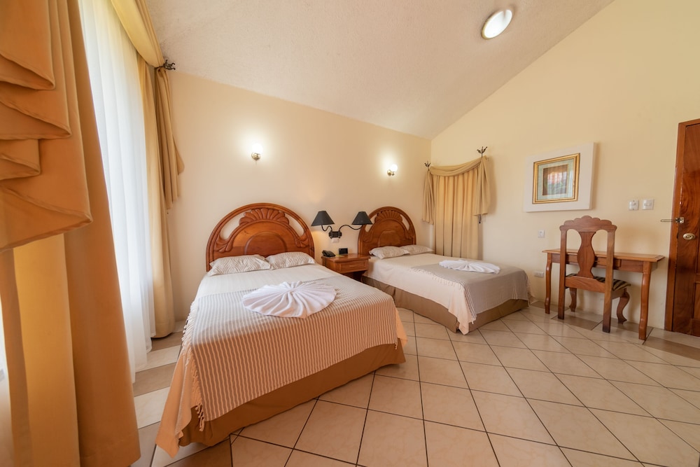 Hotel Real Pacifico - Property Image 2