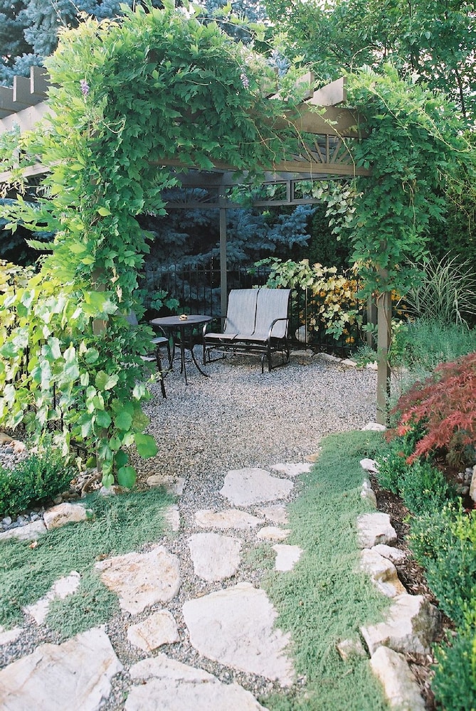 A Vista Villa Couples Retreat