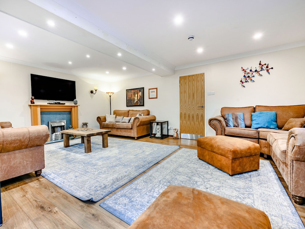 Eden House