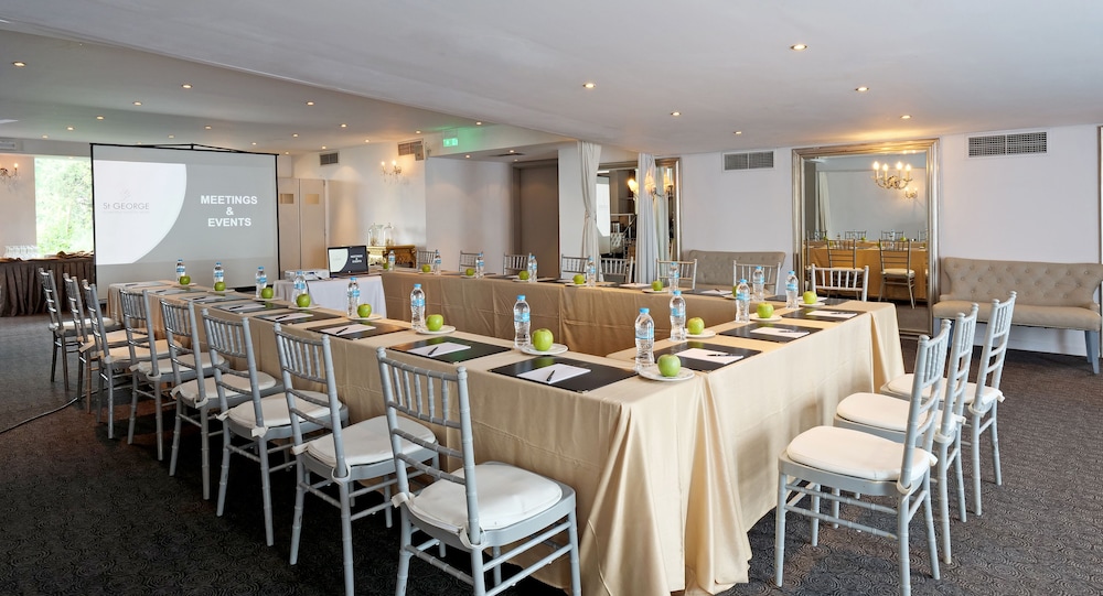 St. George Lycabettus Lifestyle Hotel 15