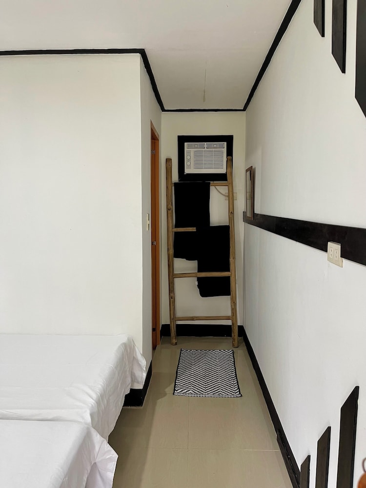 Nayon Inn
