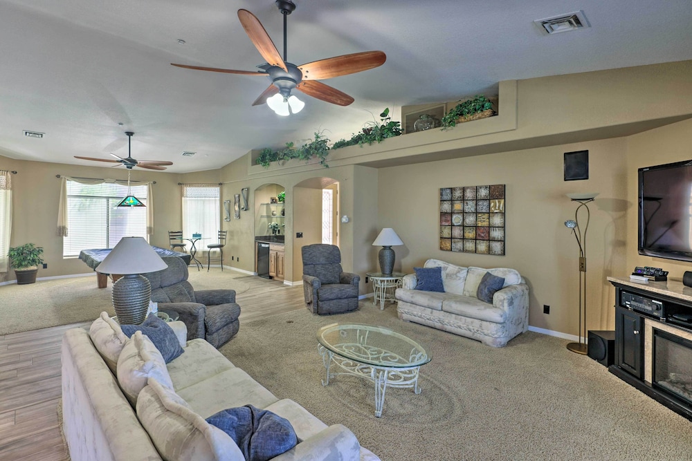 lounge
