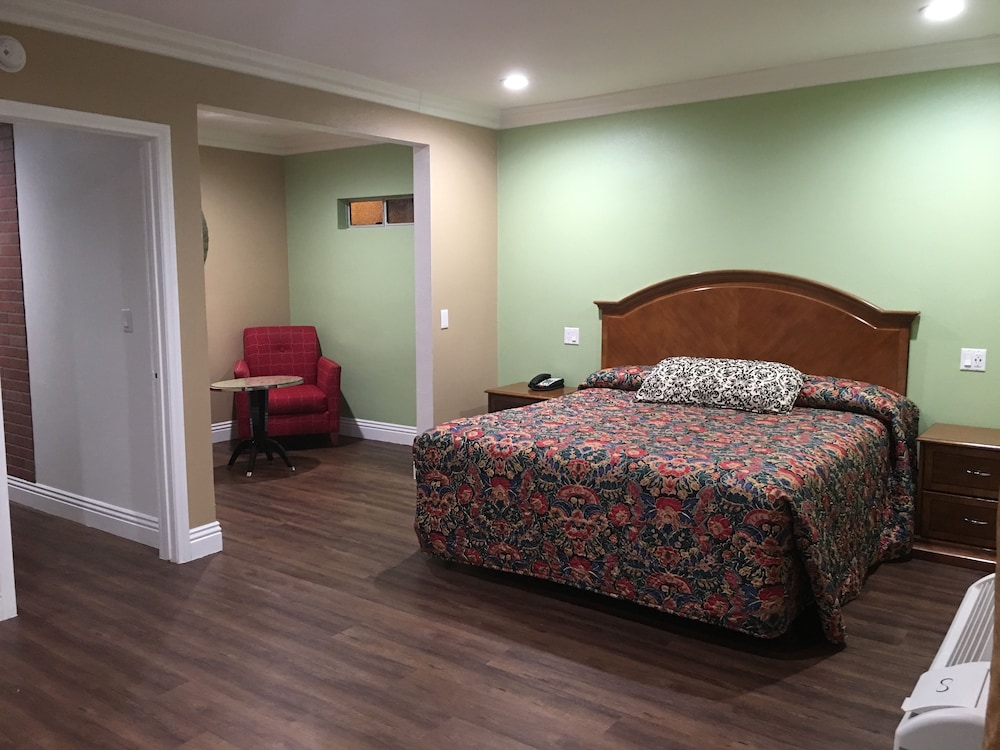American Inn & Suites LAX — exterior view, Inglewood, US