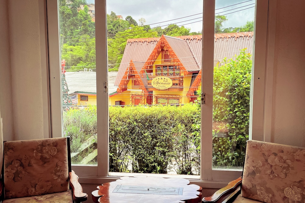 VELINN Casa de Campos Capivari House