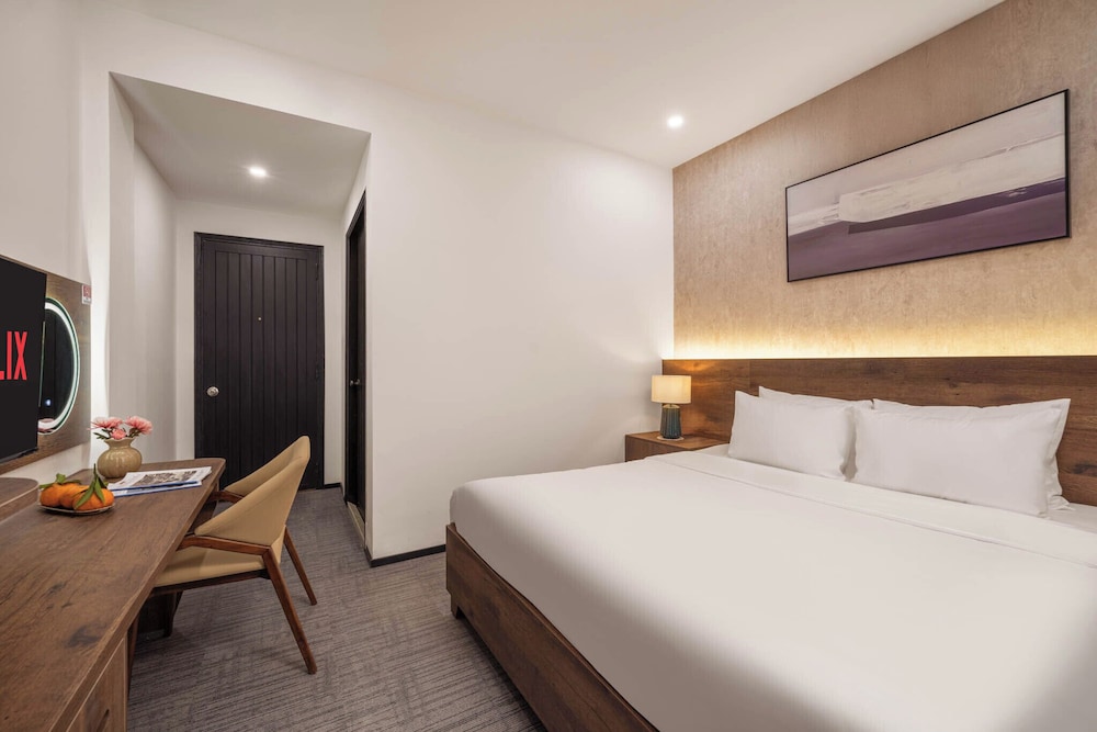 Kly Luxury Hotel