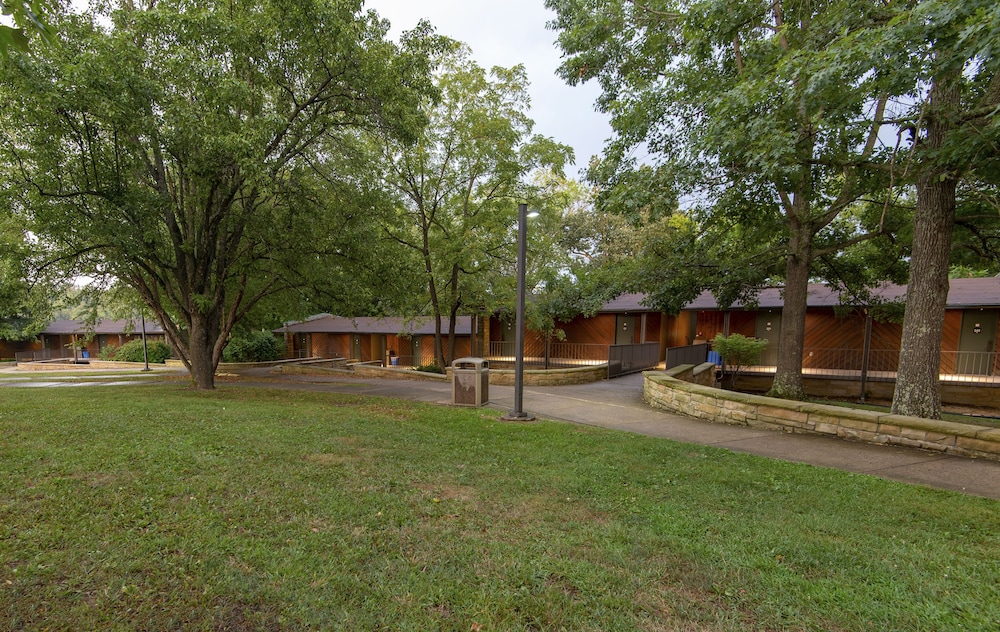Rough River Dam State Resort Park