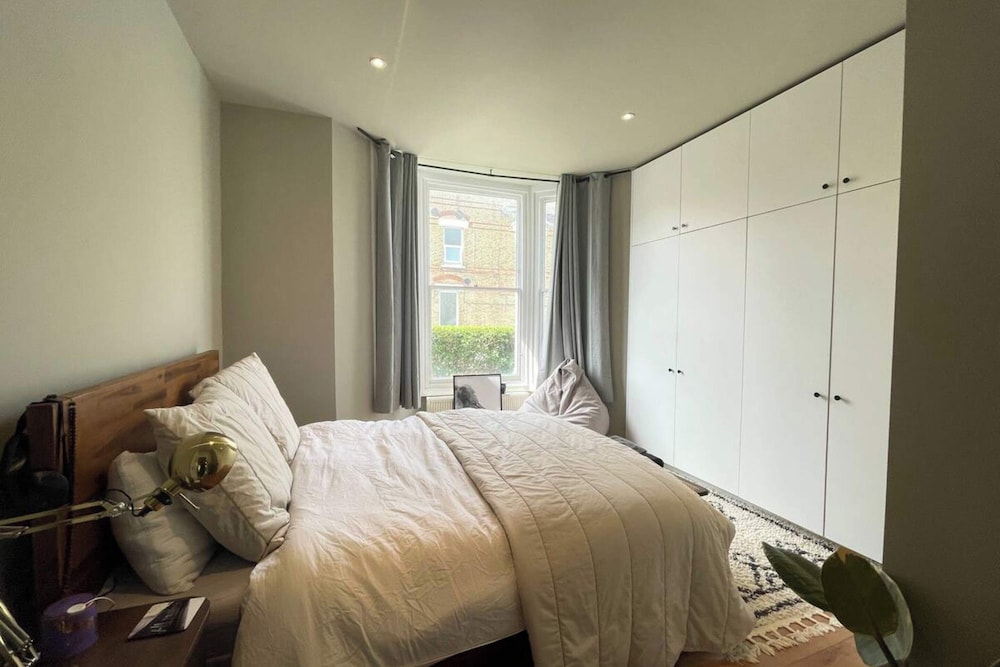 Bright & Beautifully Decorated 1BD Flat - Brixton