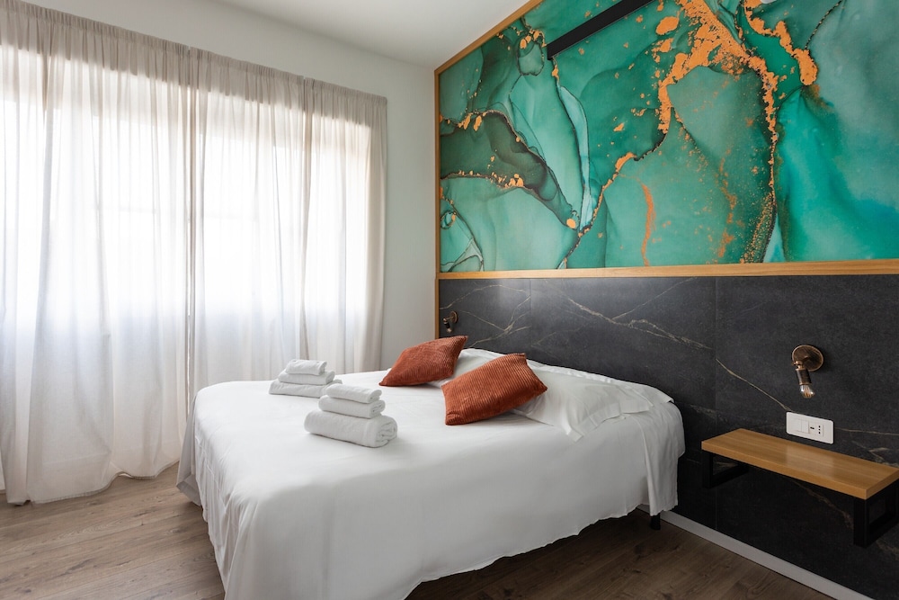 New Elegance suites