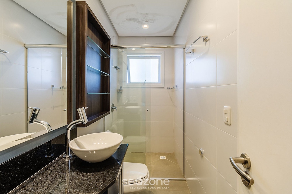 Beautiful Apartment With Heated Pool Cap0302