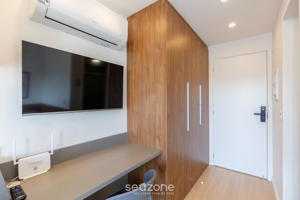 Fully Equipped Apartments Just a few Steps From the Botanical Garden in Curitiba - EBI