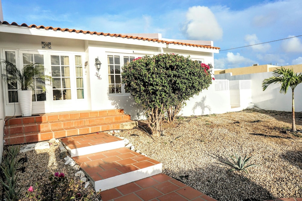 Cas Pega Pega - Close To Beach - Centrally Located