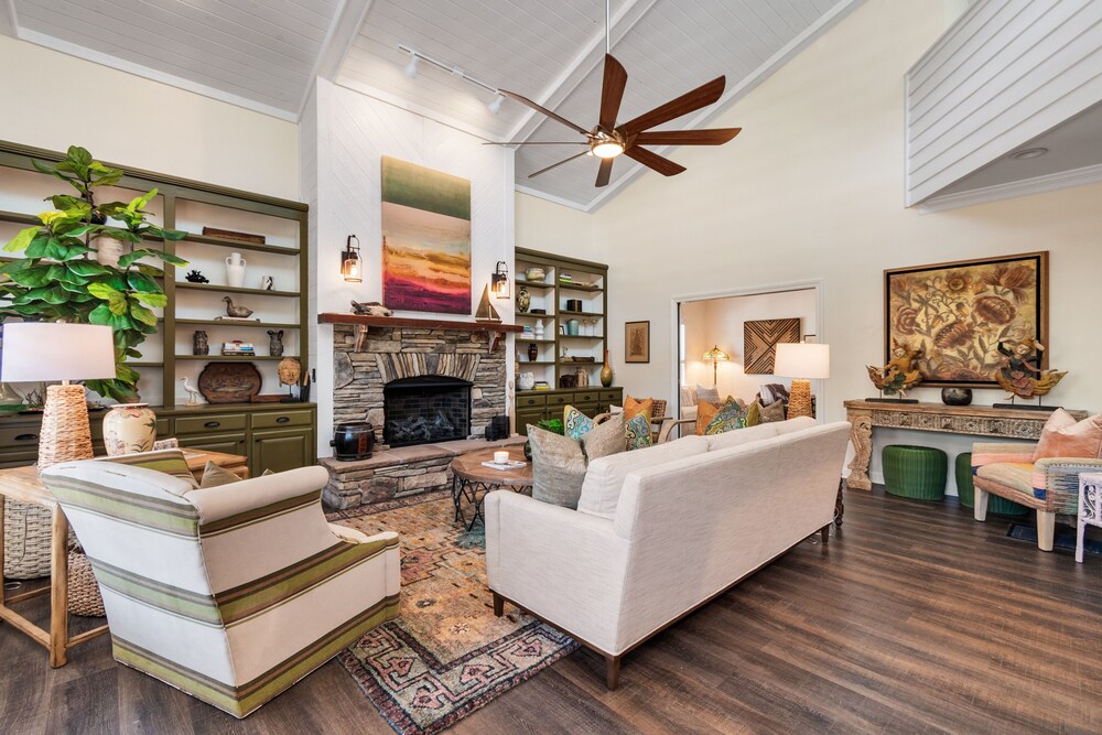 Lachicotte Vacation Rentals