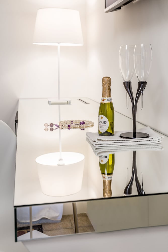 Home Boutique Luxury & Design