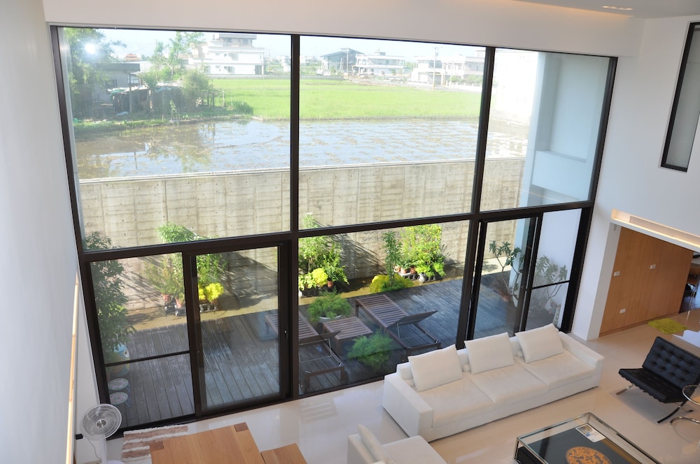 Yutian House