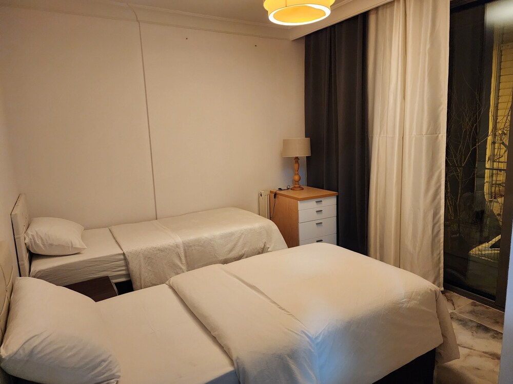 Perfect Residence Taksim with pool