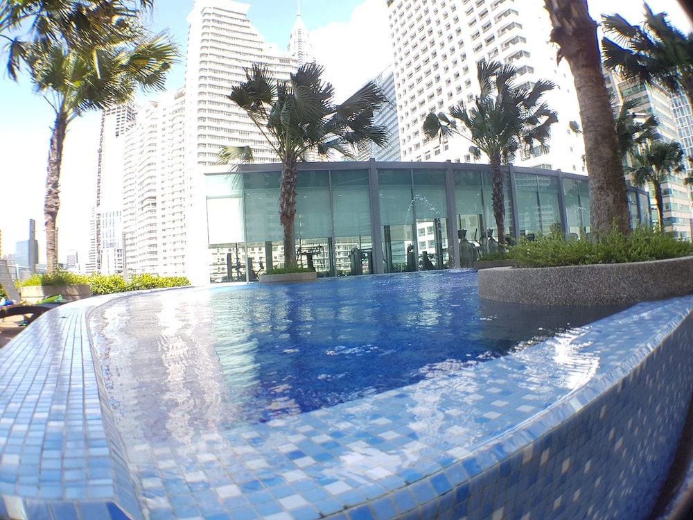 Vortex Suites Klcc Yonder Twin Tower