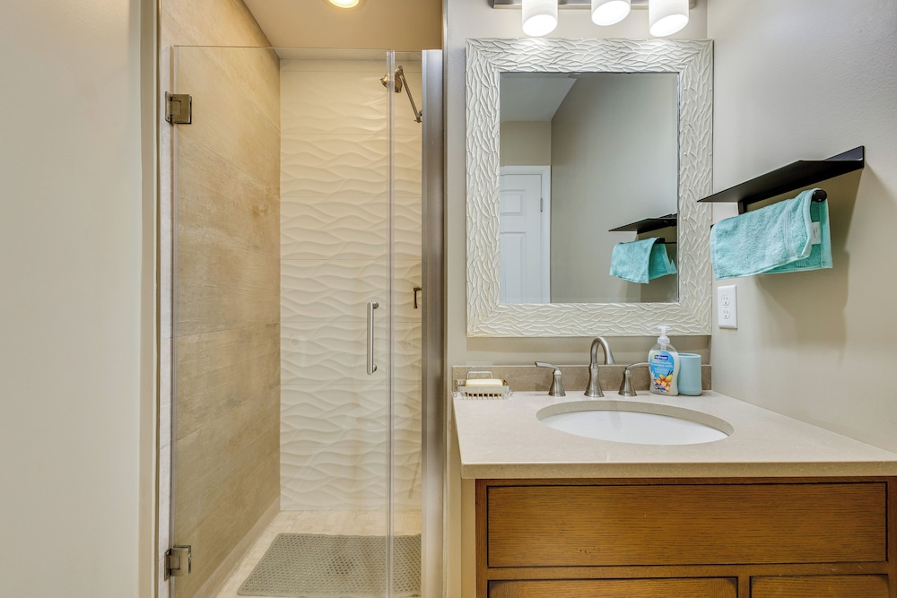 Wilmington Vacation Rental < 2 Mi to Downtown!