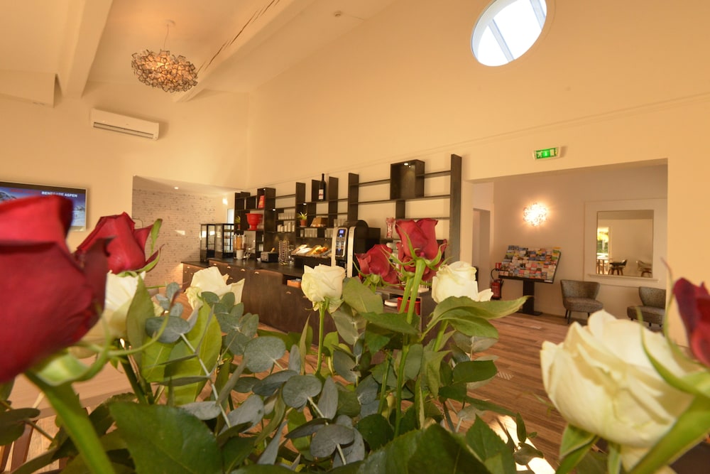 Mougins Vacations - Hotel Villa Sophia - Property Image 7